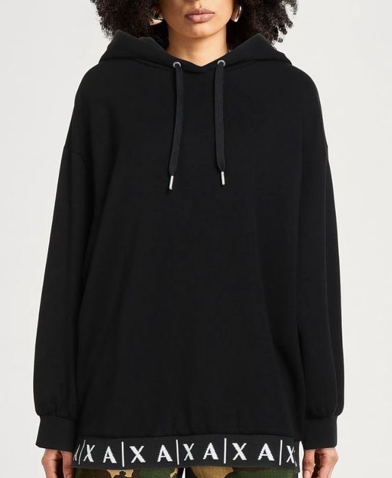 Armani  Exchange суитчър, нов, M/L