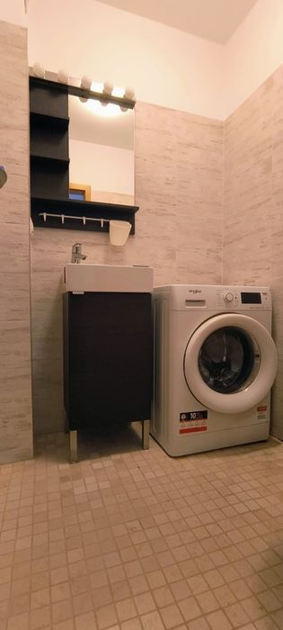 Apartament 3 camere  et 2  Terezian str.Lungă