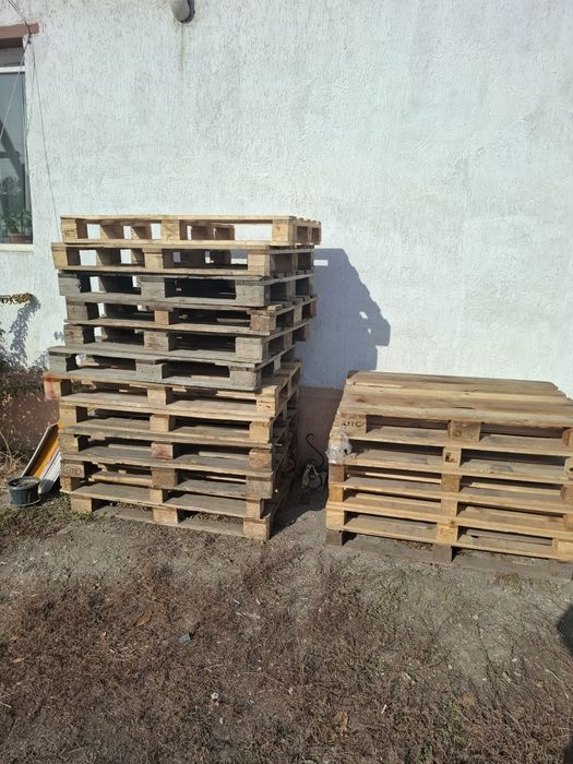Продам палеты.  .