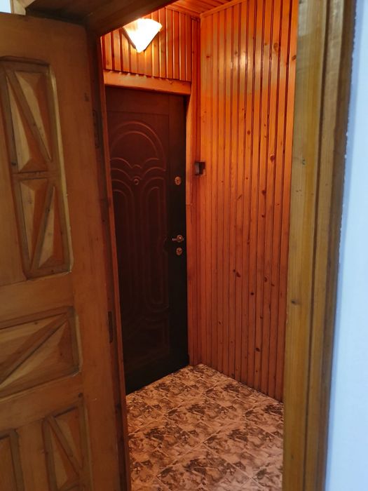 Apartament 3 camere de vanzare