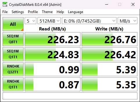 VAND HDD Extern WD Elements 8TB