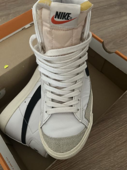 Продам оригинальные кроссовки Nike Blazer Mid '77 Vintage