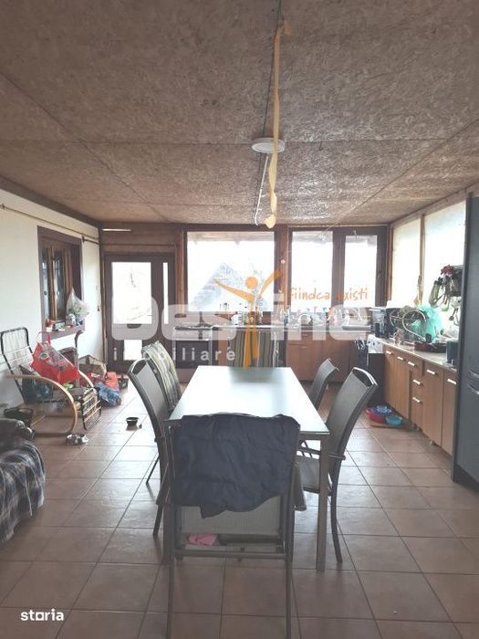 Casa Poiana Campina 6 camere, 228 mp. S.C. . 1521 mp teren.!