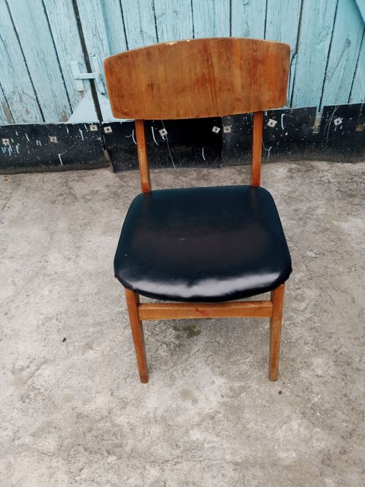 Стул классический.