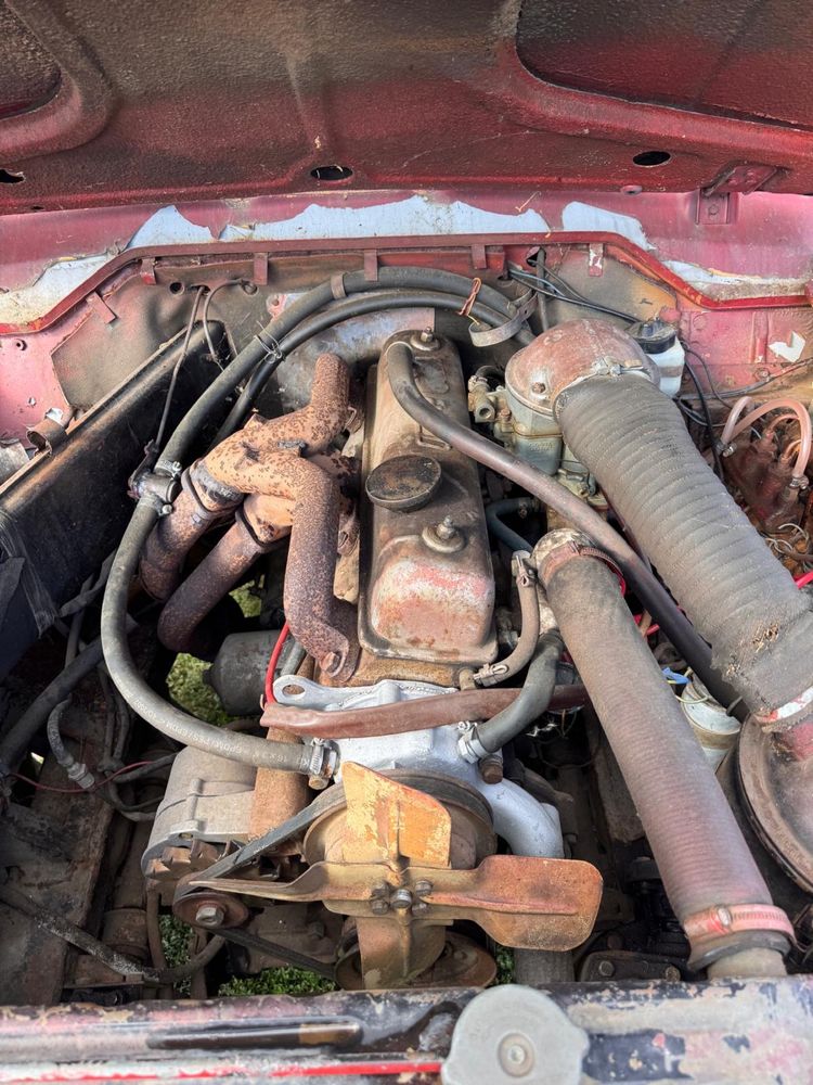 Aro 240 4x4 motor Benzina L25