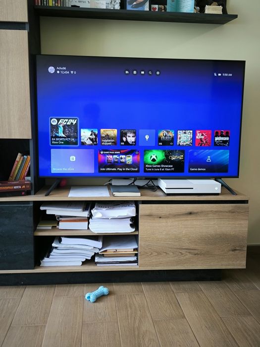 Xbox one S 1TB + допълнителни игри