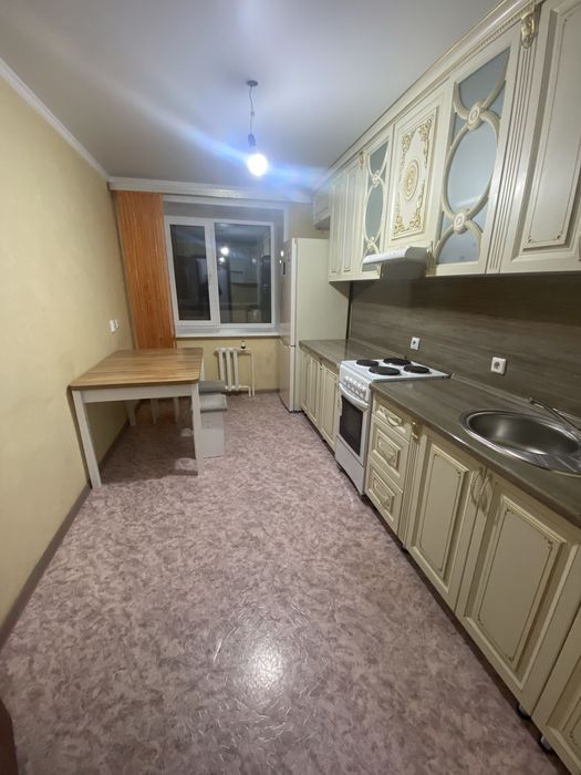 Сдам 2х ком квартиру на длит срок