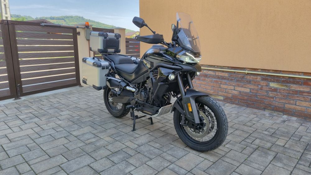 CFMOTO 800MT Explore Edition (A2 in acte C.I.V. RAR ) CF MOTO