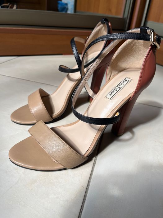 Босоножки Sasha Fabiani