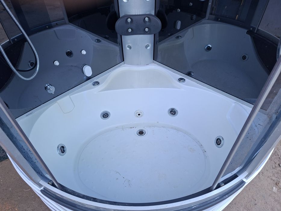 Катта 135x135см Душ кабина фулл  ЖАКУЗИ