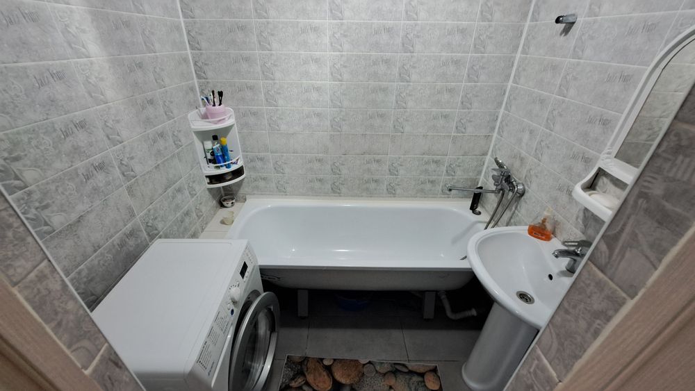 Сдам 3 ком квартиру  на дл срок.