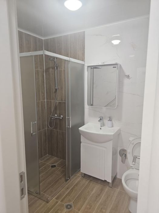 Дава се под наем Тристаен апартамент в София, Малинова долина - 90 кв.м за 900 € - Снимка #6