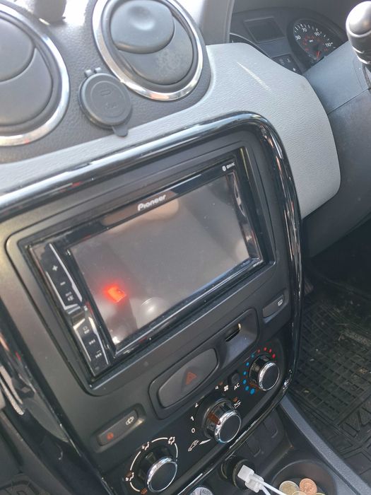 Dacia Duster 1.5 dCI 4x4 volan dreapta