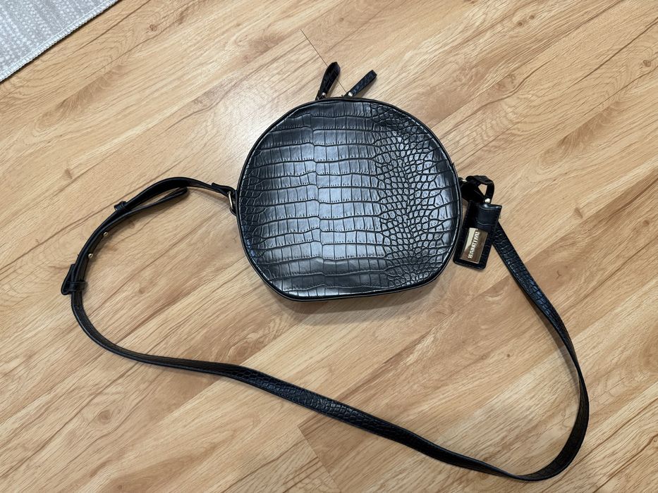 Оригинални маркови дамски чанти