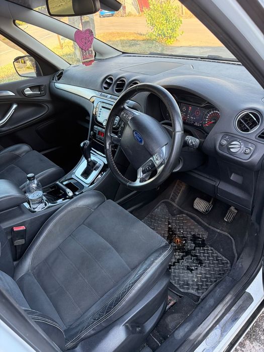 Dezmembrez Ford S Max 2.0 tdci cutie automata Powershift