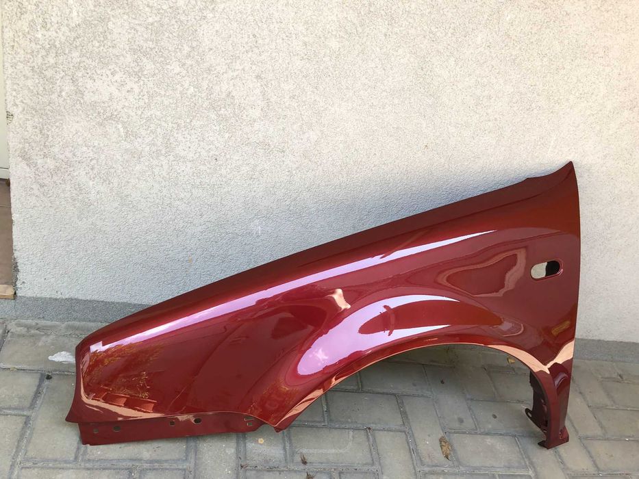 Aripa Fata Stanga VW Golf 4/IV An 1998-2004 Vopsita Rosu