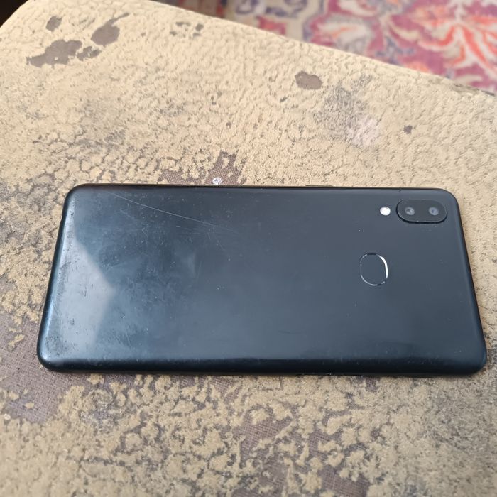 Продаю телефон,Самсунг а10с