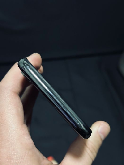 iPhone X 64GB в хорошем состонии