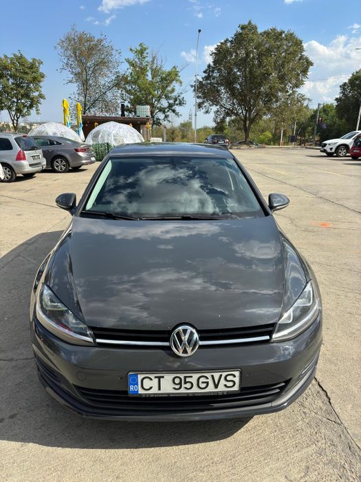 VOLKSWAGEN Golf 2015