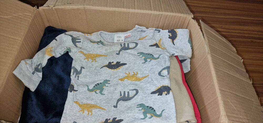 Cutie formata din bluze copil 92