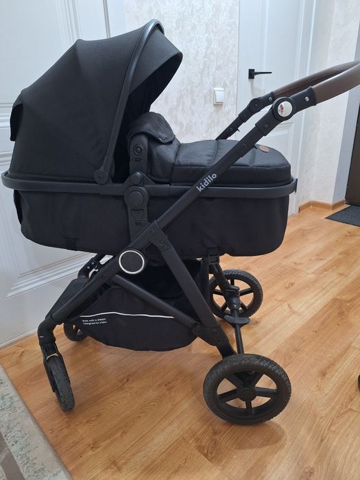 Коляска прогулочная kidilo