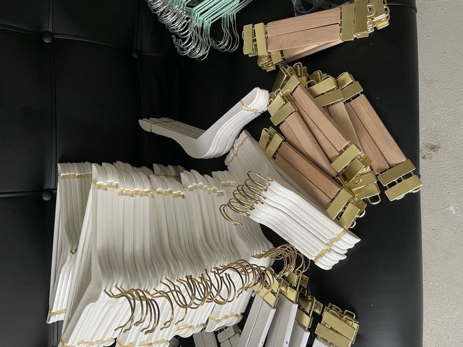 Вешалка детская для одежды