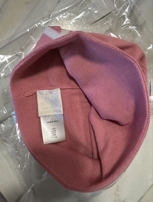 Caciula givenchy noua unisex