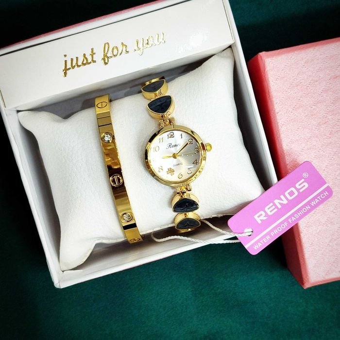 ayollar soati va braslet