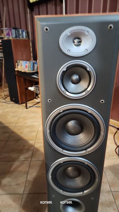 Колонки аккустические JBL e90