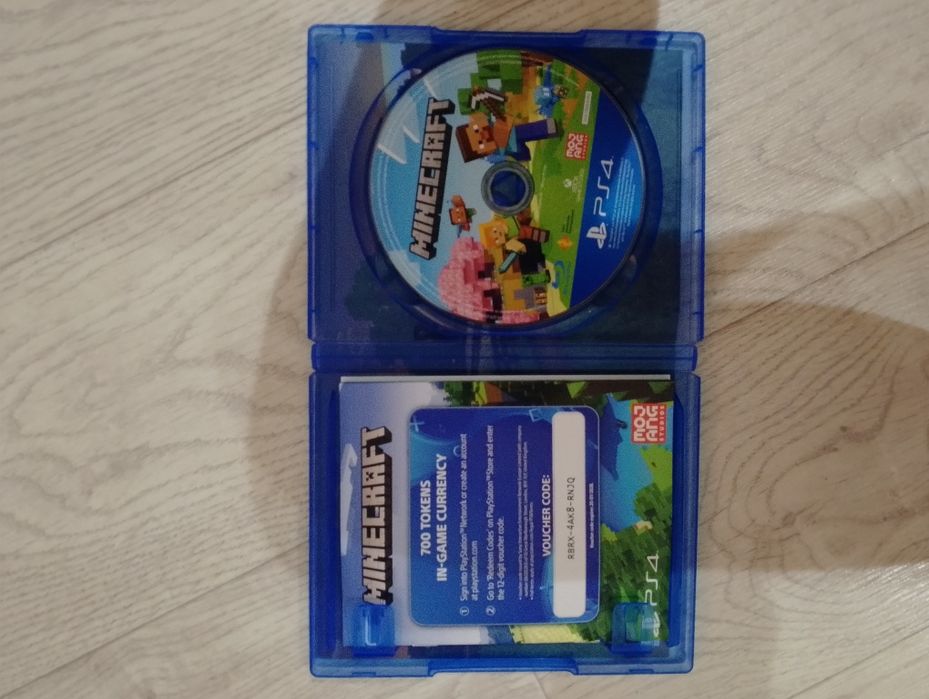 Диск на Playstation 4, MINECRAFT.