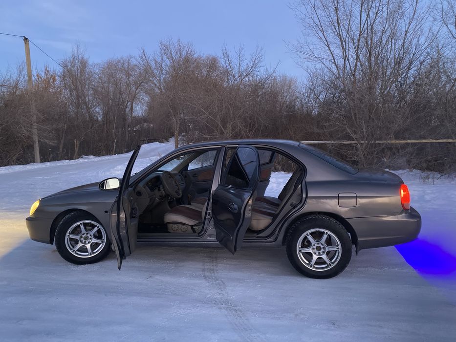 Hyundai Sonata продам машину