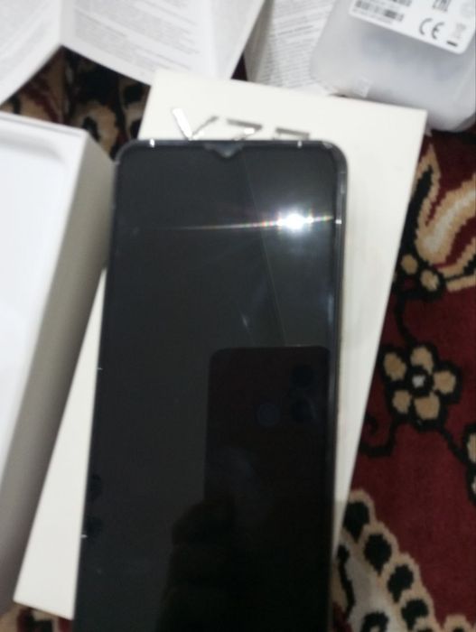 Vivo  Y 35  Телефон в идеальном состояниие