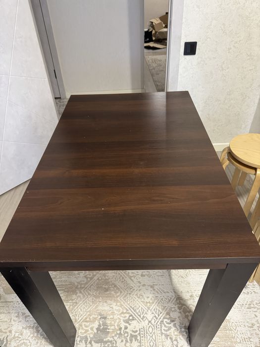 продам стол  кухонный