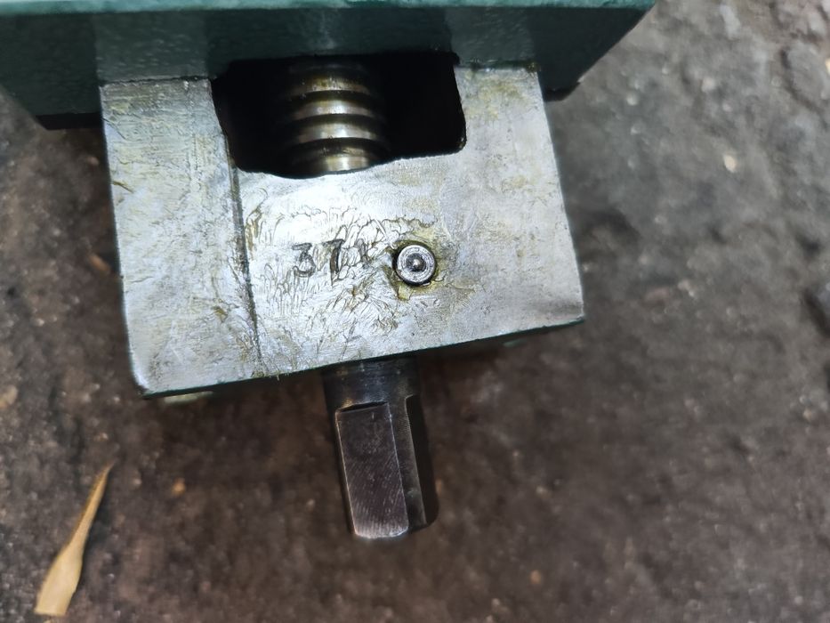 Машинно фрезово менгеме 125 мм