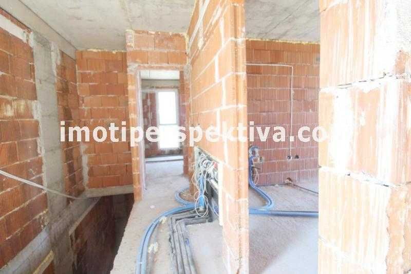 Продава се Къща в с. Марково, Област Пловдив - 186 кв.м за 1103 €/кв.м - Снимка #12