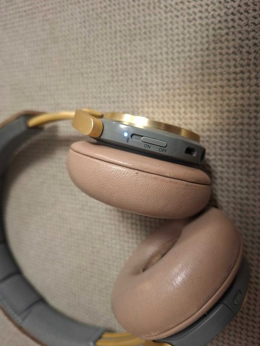 Casti On Ear Bang & Olufsen BeoPlay H8 Gold
