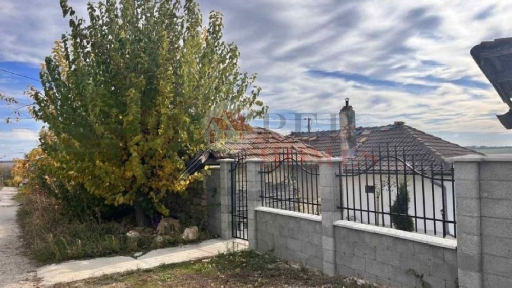 Продава се Къща в с. Стрелец, Област Велико Търново - 150 кв.м за 204 €/кв.м - Снимка #16