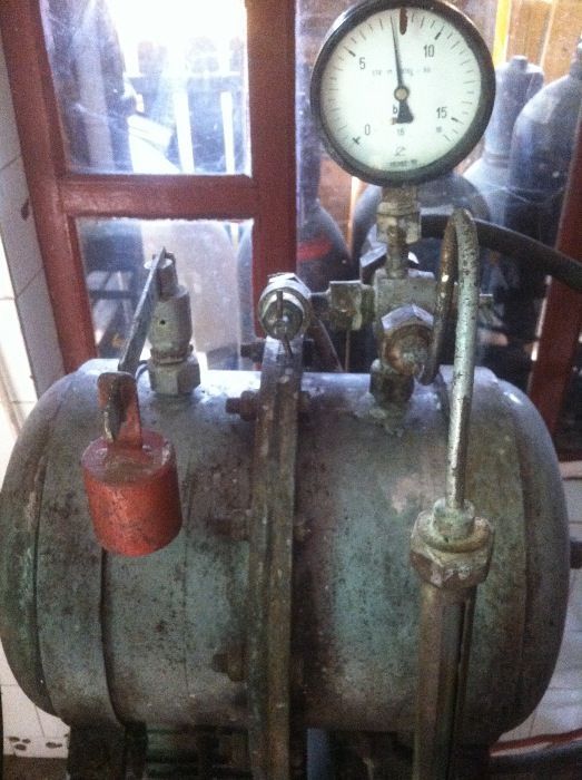 Masina de sifon funtionala + racitor si tuburi de bioxid