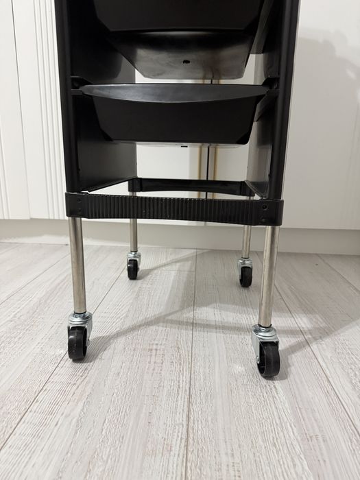 Помощник парикмахера