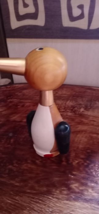 Перечница -Солонка "Пингвин"СССР. Дерево.Латунь.