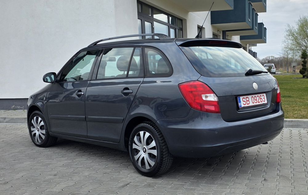 Skoda Fabia 1.6 benzina facelift cutie automată 2008
