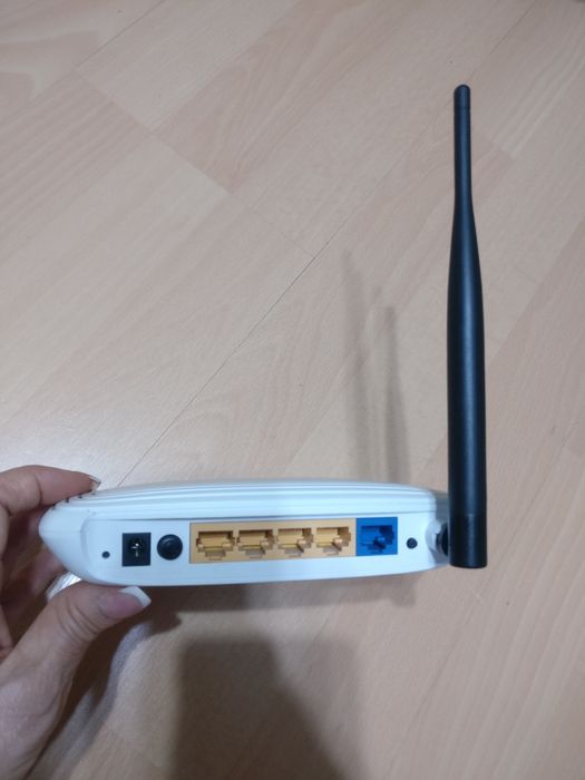 Router wireless TP-LINK TL-WR740N