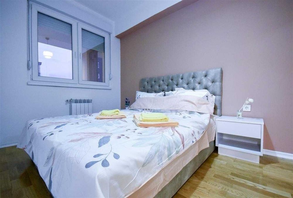 Дава се под наем Двустаен апартамент в Пловдив, Тракия - 57 кв.м за 234.6 € - Снимка #2