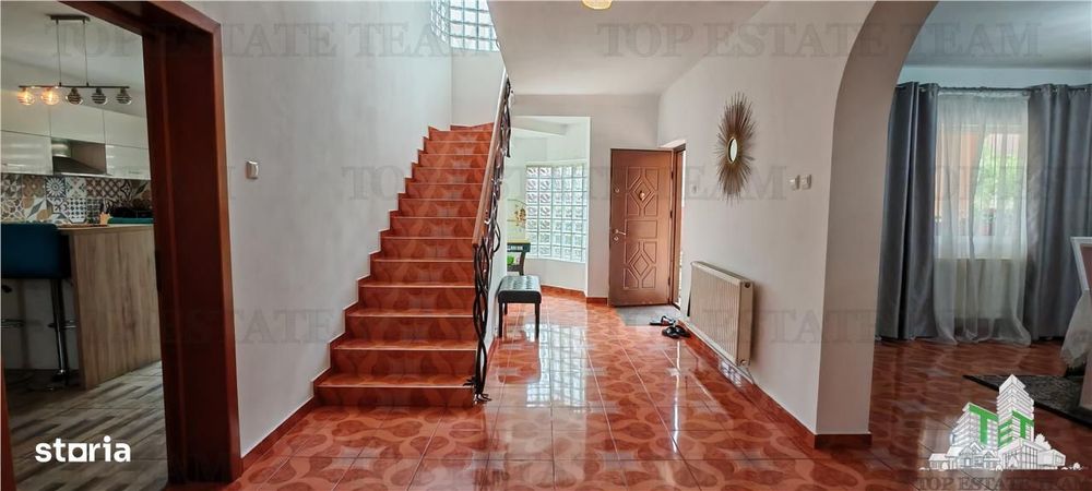 Vila 14+ camere 970mp, teren 1045mp, pt ninim 2 familii, mobilatautila