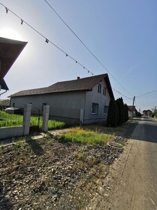 Casa de vanzare