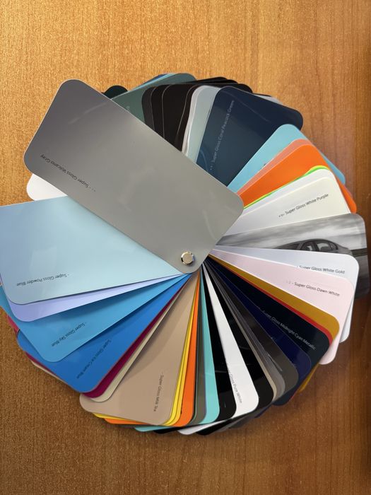 Фолио за облепяне на автомобили