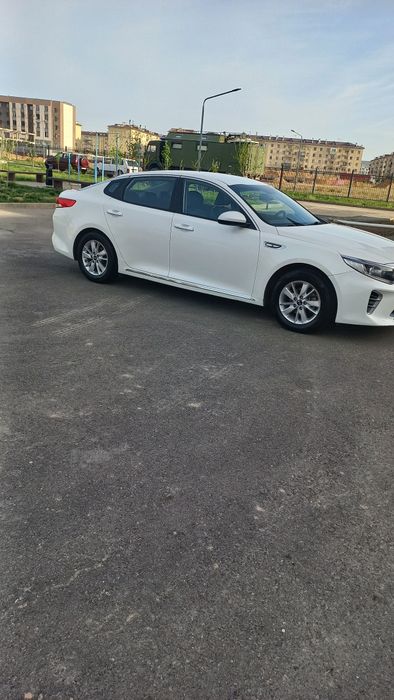 Авто Кия к5 2020 год