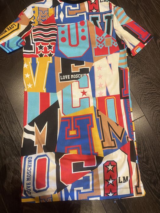 Рокля, тип тениска Love Moschino, S