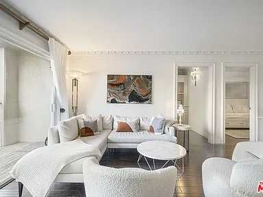 Дава се под наем Тристаен апартамент в София, Манастирски ливади - 98 кв.м за 400 € - Снимка #8