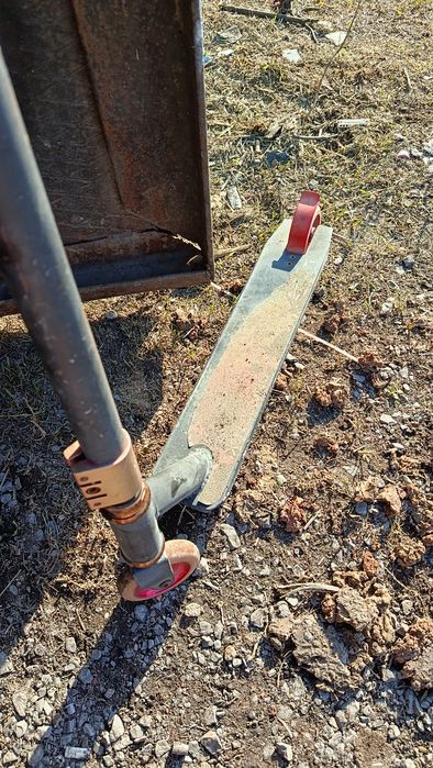 Продам самокат детский